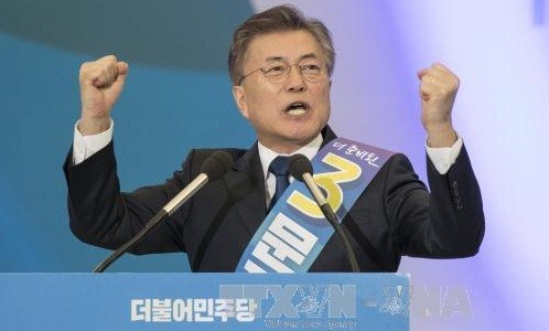 Разрыв между двумя ведущими кандидатами в президенты Южной Кореи сократился - ảnh 1